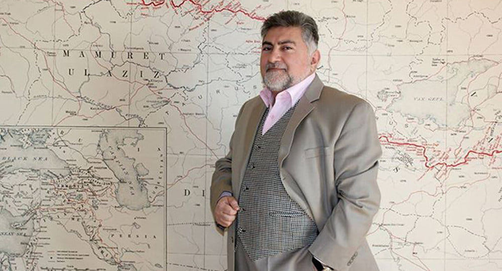 Արա Պապյան: "Ահա ստորագրած փաստաթղթի հայերեն թարգմանությունը։"