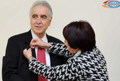 When the Homeland is Collapsing, All Armenians Must Come to its Rescue