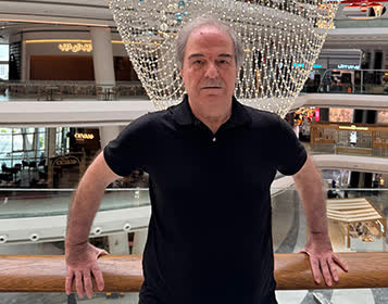 Հնչակեան գաղափարախոսութեան դպրոցի զավակներուն քննադատութիւնը կը շարունակէ սաստկաննալ Հայաստանի Վարչապետին ուղուած