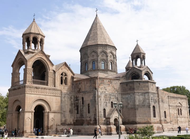 Մայր Աթոռ Սուրբ Էջմիածին/ Mother See of Holy Etchmiadzin