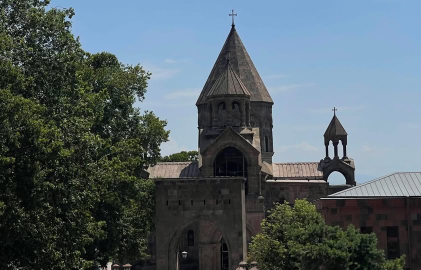 Մայր Աթոռ Սուրբ Էջմիածին/ Mother See of Holy Etchmiadzin - ՀԱՅՏԱՐԱՐՈՒԹՅՈՒՆ