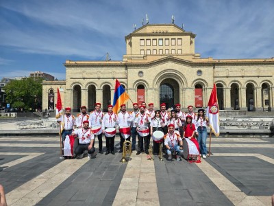 Սուրբ Զատիկի արթիվ տողանցք մեր յուրահատուկ նվագներով :Homenmen Armenia