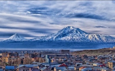 Հայկական վերածնունդ - Արտախորհրդարանական ուժերի իւրաքանչուր փաստարկներին հերթով հակադարձ